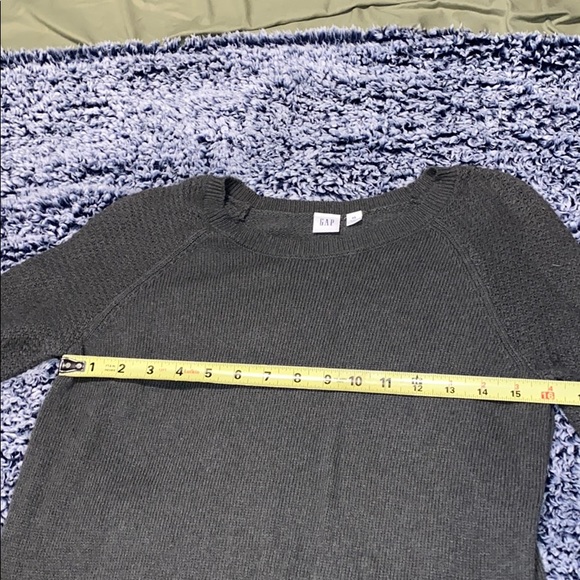 Olive green knitted sweater - Picture 2 of 5